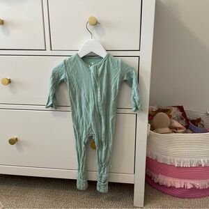 Dreamland Baby Light Green footed Sleeper 6-9 Months
